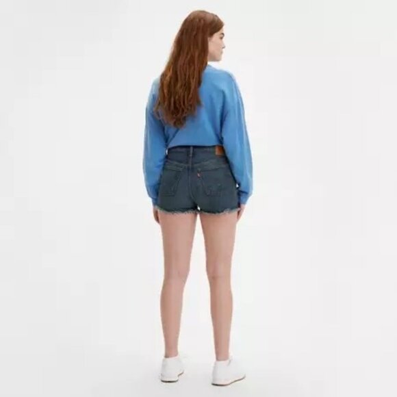 Levi's 501 Original Shorts in Silver Lake Medium Wash - Picture 3 of 6